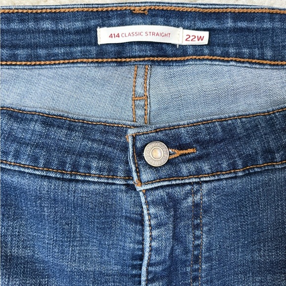 Levi’s 414 Classic Straight fit medium wash blue jeans, sz 22W - Picture 2 of 7